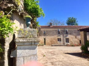 Logis de La Touche, Saint-Hilaire-Des-Loges
